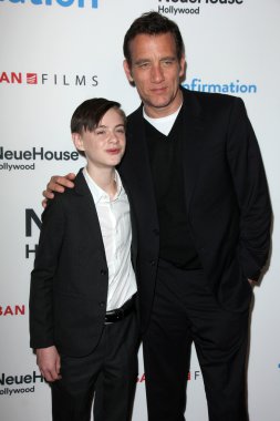 Jaeden Lieberher, Clive Owen
