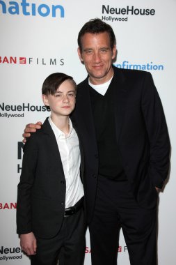 Jaeden Lieberher, Clive Owen