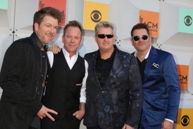 Kiefer Sutherland, Rascal Flatts