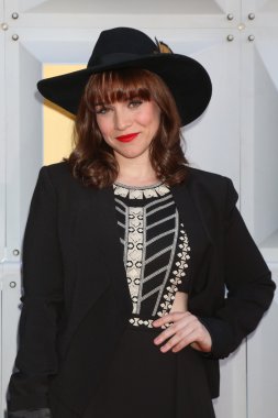 Renee Felice Smith - actress