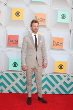 Dierks Bentley - şarkıcı