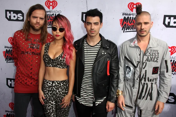 Dnce - pop-rockband — Stockfoto