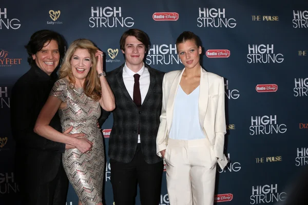 Janeen Damian, Michael Damian, Keenan Kampa, Nicholas Galitzine — Foto de Stock