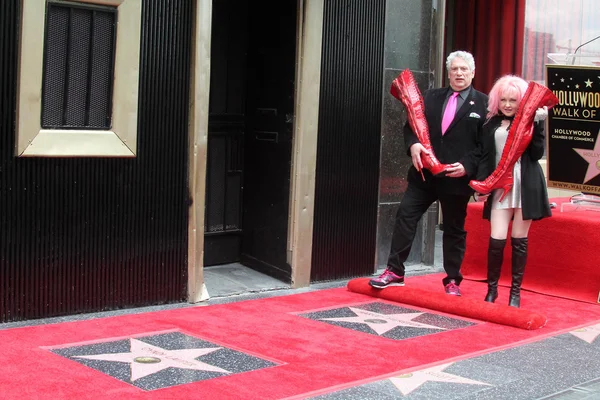 Harvey Fierstein, Cyndi Lauper — Zdjęcie stockowe