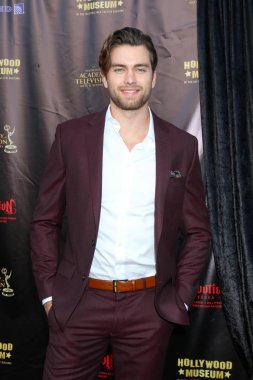 Pierson Fode - aktör