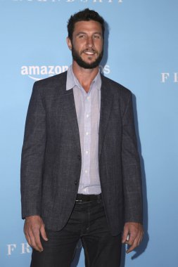 Pablo Schreiber - aktör