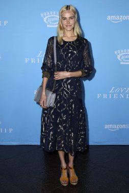 Isabel Lucas - oyuncu