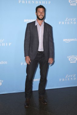 Pablo Schreiber - aktör