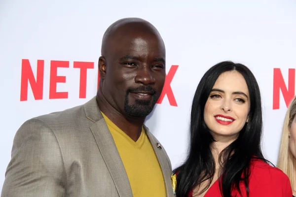 Mike Colter, Krysten Ritter — Foto de Stock