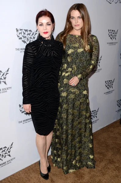 Priscilla Presley, Riley Keough — Stock fotografie