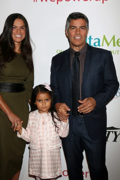 Elvimar Silva, Mariana Oliveira Morales, Esai Morales — Stockfoto