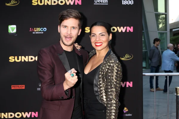 Devon Werkheiser, Sara Montez