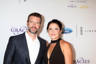 Scott Foley, Marika Dominczyk