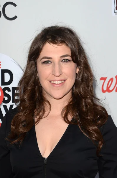 Mayim Bialik - aktorka — Zdjęcie stockowe