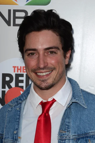 Ben feldman - aktör