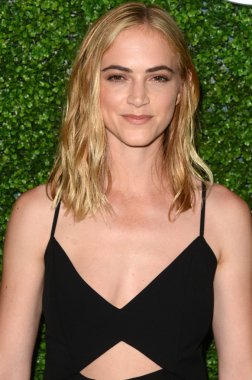 Emily Wickersham - oyuncu