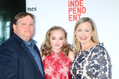 Madison Wolfe, ailesi