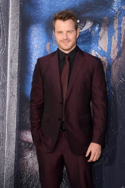 Robert Kazinsky - aktör