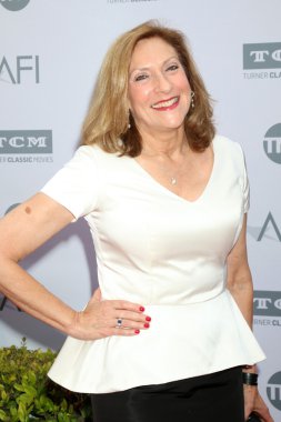 yönetmen Lesli Linka Glatter