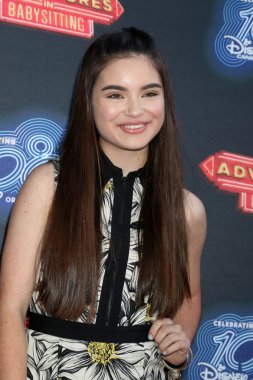 Aktris Landry Bender  