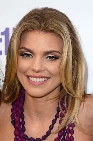 Herečka Annalynne Mccord — Stock fotografie