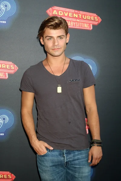 Acteur Garrett Clayton — Stockfoto