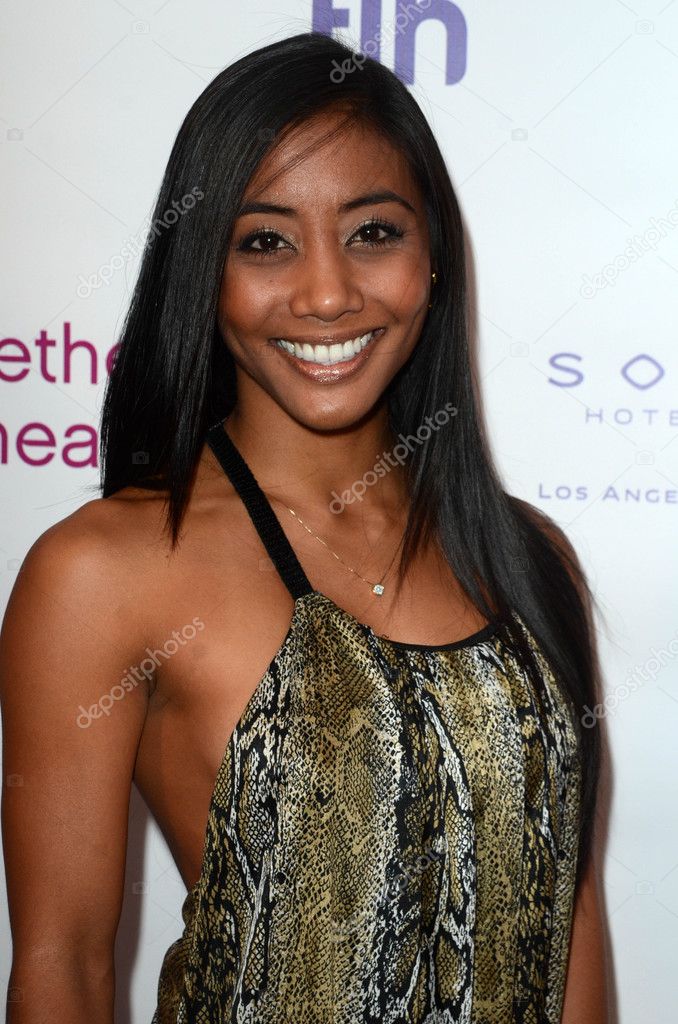 Donnabella Mortel Nude Photos 15 Donnabella Mortel Nude Photos 84