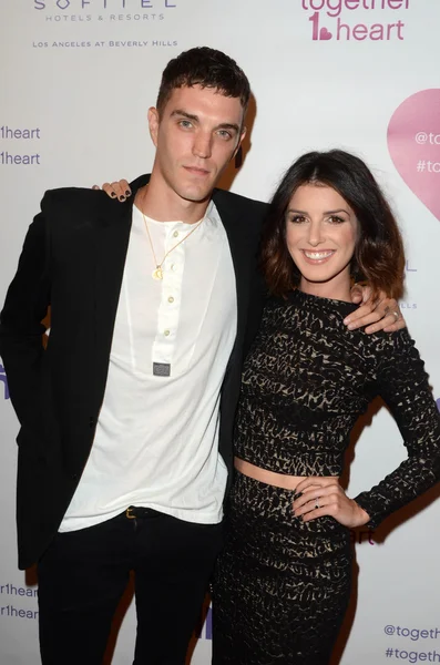 Josh buk, shenae grimes — Stock fotografie