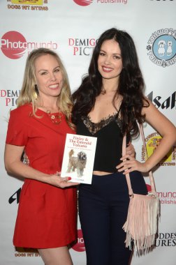 Christy Oldham, Natasha Blasick