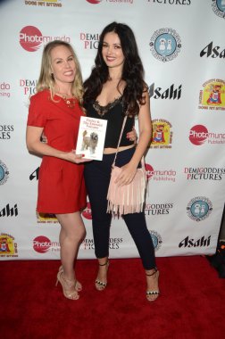 Christy Oldham, Natasha Blasick