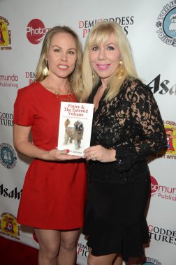 Christy Oldham, Sandi Margolis