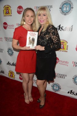 Christy Oldham, Sandi Margolis