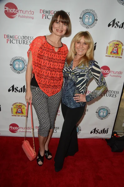 Rena Riffel - oyuncu