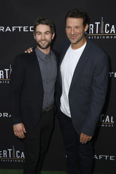 Chace Crawford, Tony Romo — Foto de Stock