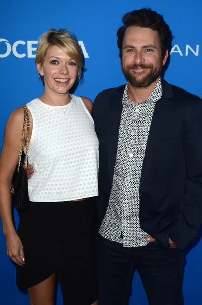 Mary Elizabeth Ellis, Charlie Day — Stok Foto