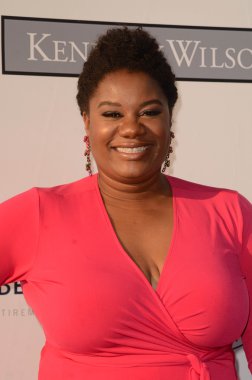 Adrienne C. Moore - aktris