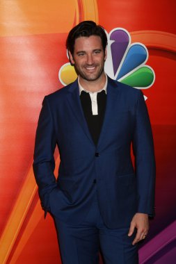 Colin Donnell - aktör