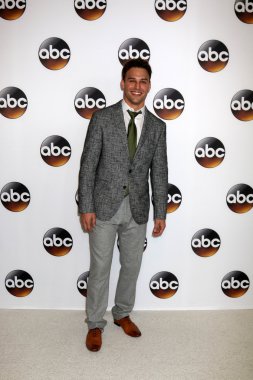 Ryan Guzman - aktör