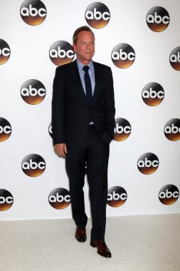 Kiefer Sutherland - aktör