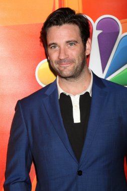 Colin Donnell - aktör