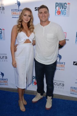 Mariana Vicente, Kike Hernandez