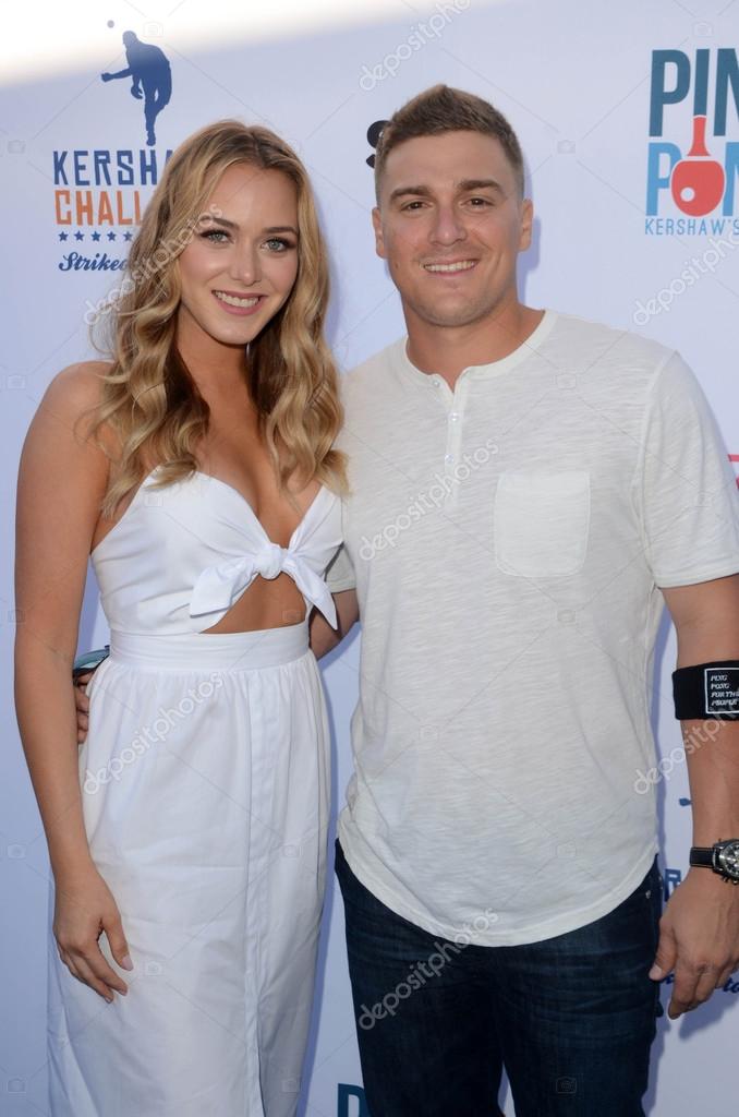 Mariana Vicente, Kike Hernandez Stock Editorial Photo © s_bukley