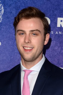 Sterlini Beaumon - aktör