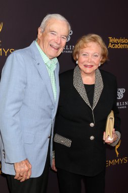 Konuk, Lee Phillip Bell