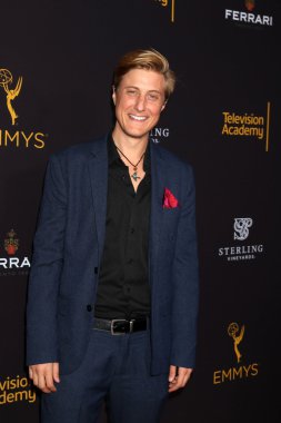 Scott Turner Schofield - aktör