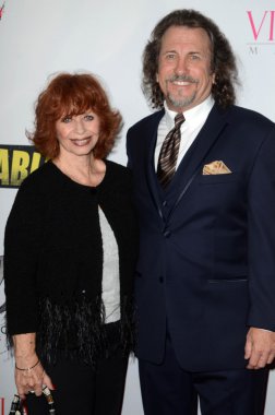 Beverly Washburn, Buster Pelster