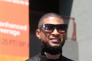 singer Usher Raymond