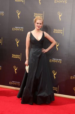 aktris Janet Varney