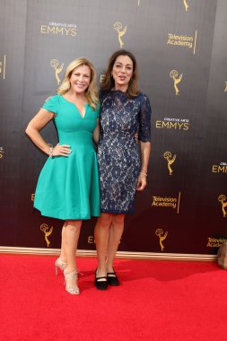 Kym Douglas, Avra Douglas