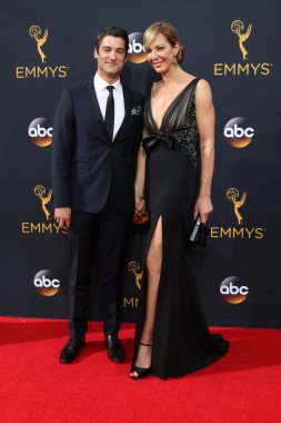Philip Joncas, Allison Janney aktörler